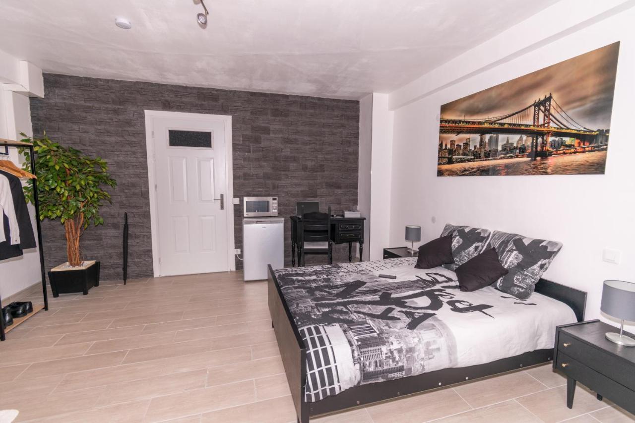 Private & Comfortable Apartments Puttelange-aux-Lacs Bagian luar foto