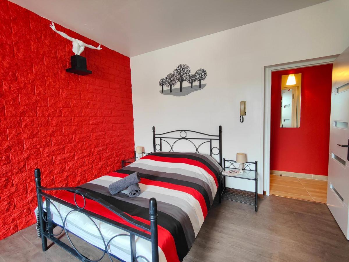 Private & Comfortable Apartments Puttelange-aux-Lacs Bagian luar foto