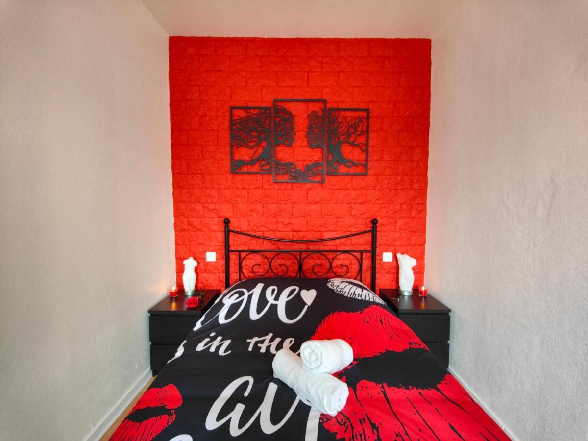 Private & Comfortable Apartments Puttelange-aux-Lacs Bagian luar foto