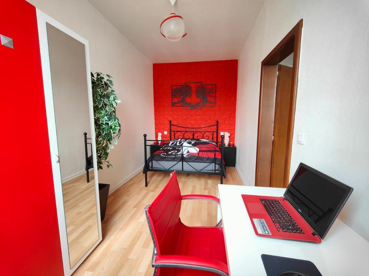 Private & Comfortable Apartments Puttelange-aux-Lacs Bagian luar foto