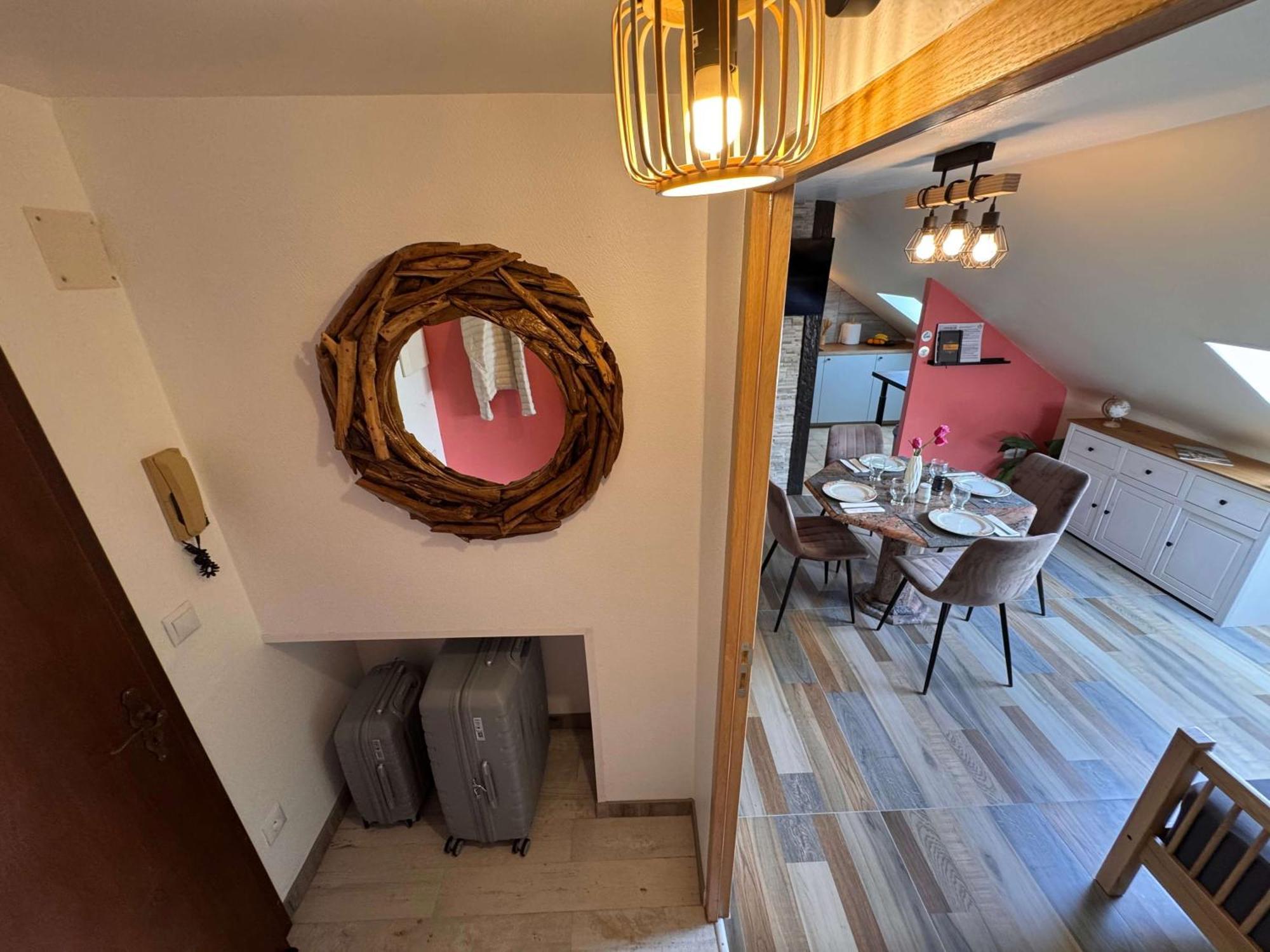 Private & Comfortable Apartments Puttelange-aux-Lacs Bagian luar foto