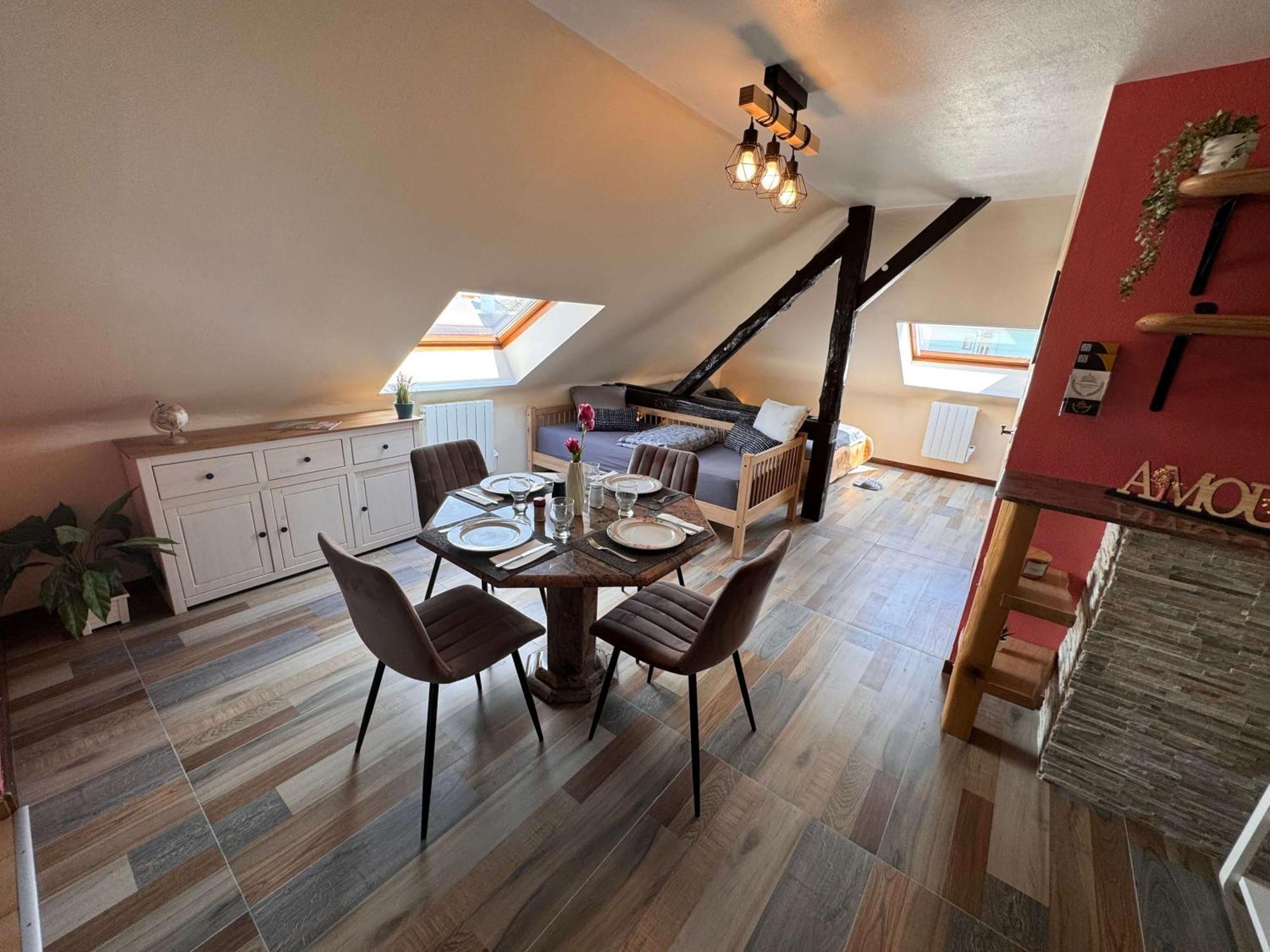 Private & Comfortable Apartments Puttelange-aux-Lacs Bagian luar foto